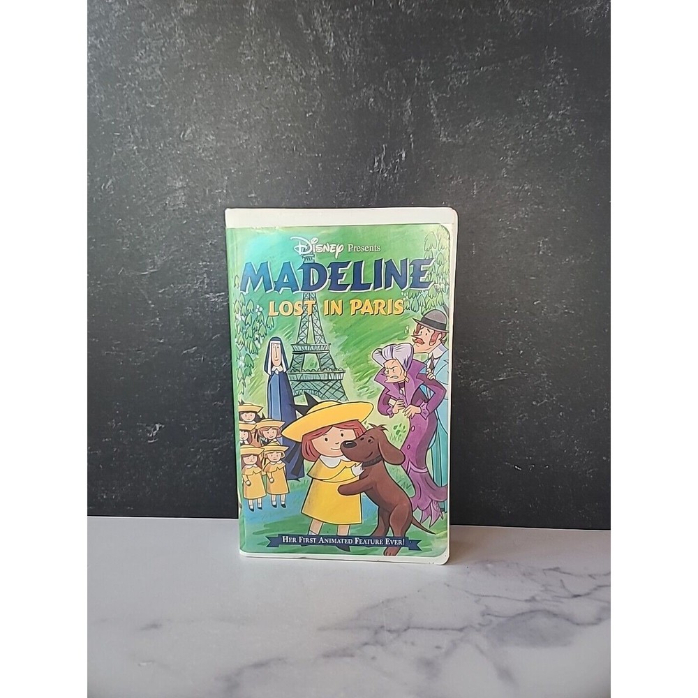 Disney~Madeline Lost in Paris~VHS Movie with Case~1999~Pre-Owned
